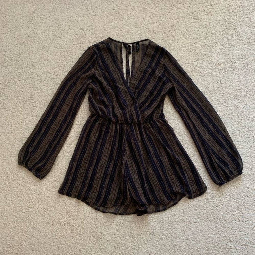 Striped longsleeve romper